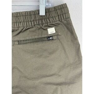 Vuori Shorts Women's Sz L Green Ripstop Drawstring Zip Pocket Raw Hem ORGANIC 3”